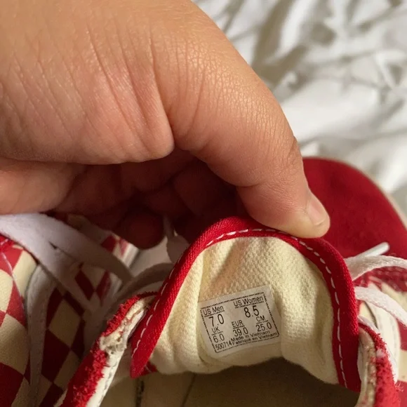 Red  cream checker vans - Picture 4 of 5